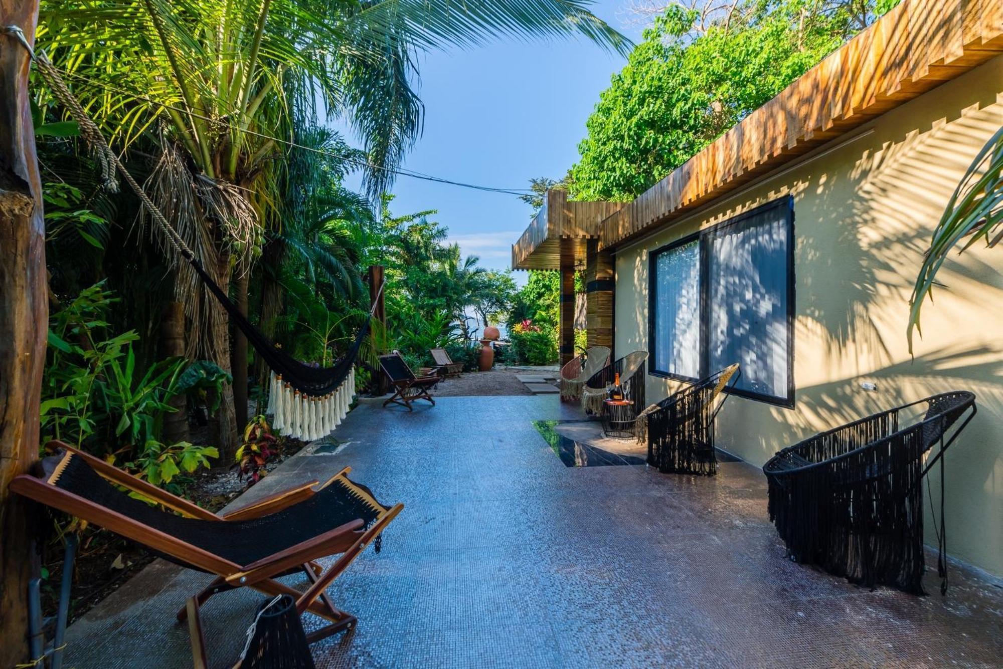 Ocho Artisan Bungalows (Adults Only) تاماريندو المظهر الخارجي الصورة