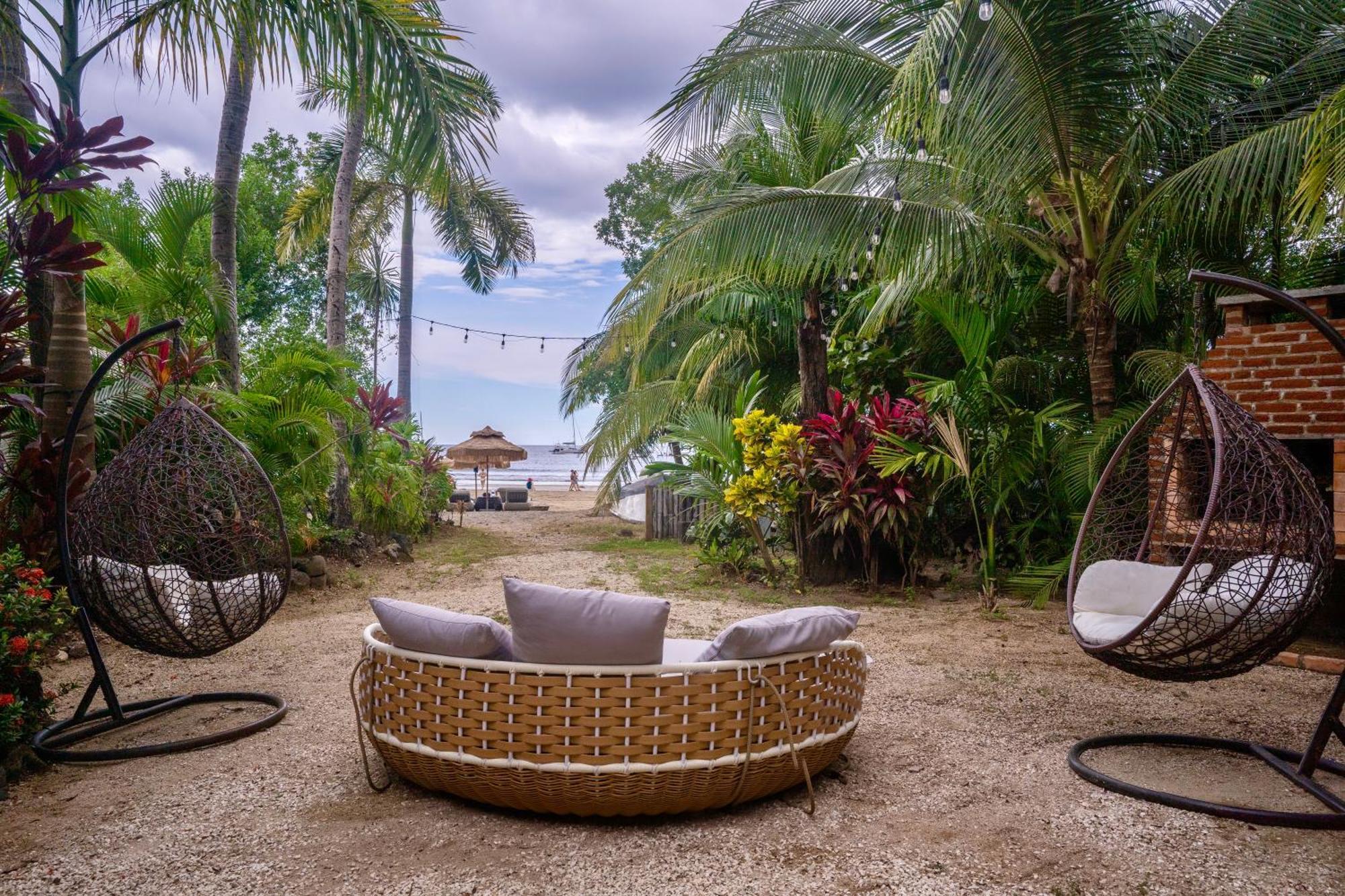 Ocho Artisan Bungalows (Adults Only) تاماريندو المظهر الخارجي الصورة