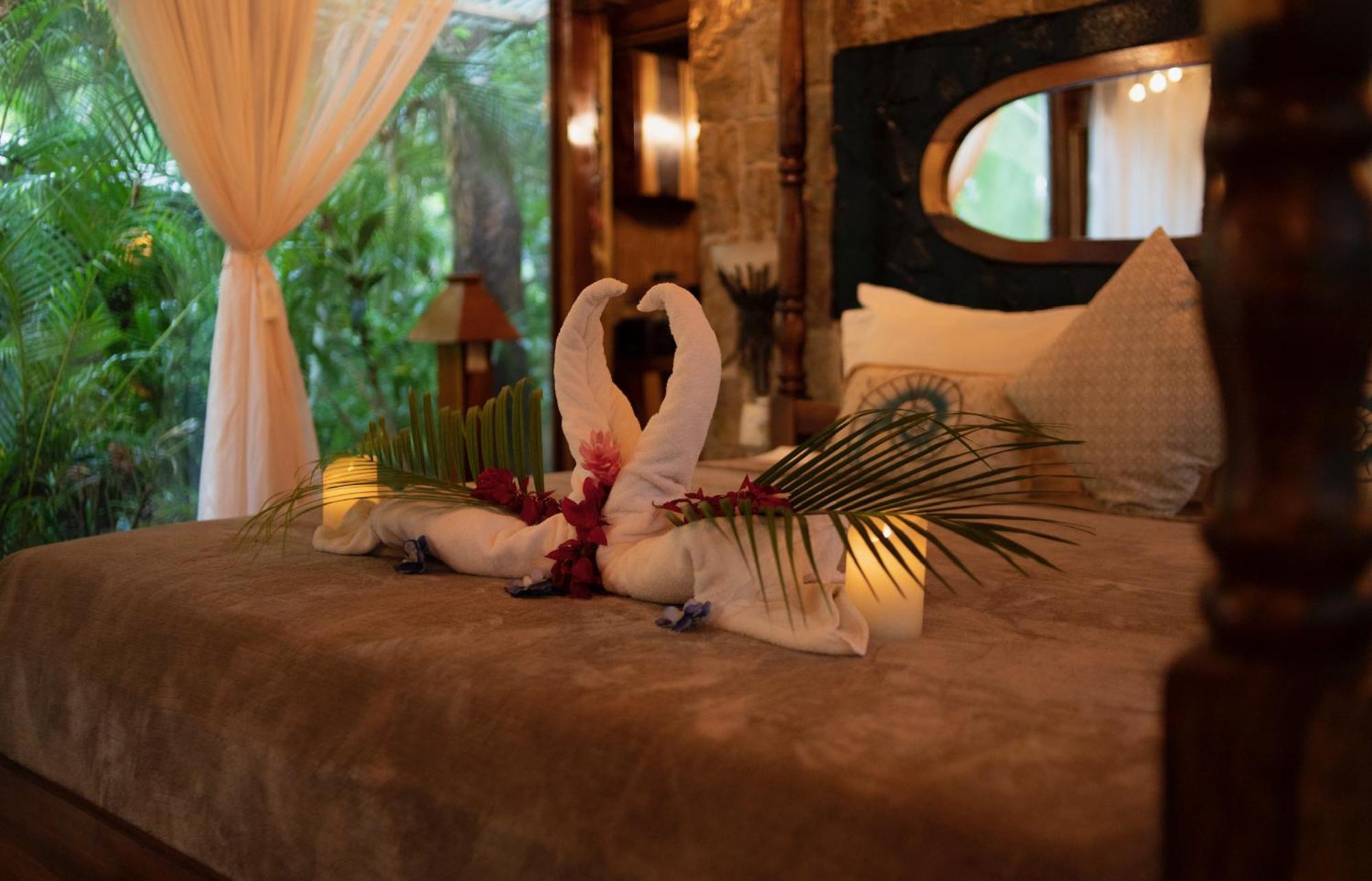 Ocho Artisan Bungalows (Adults Only) تاماريندو المظهر الخارجي الصورة