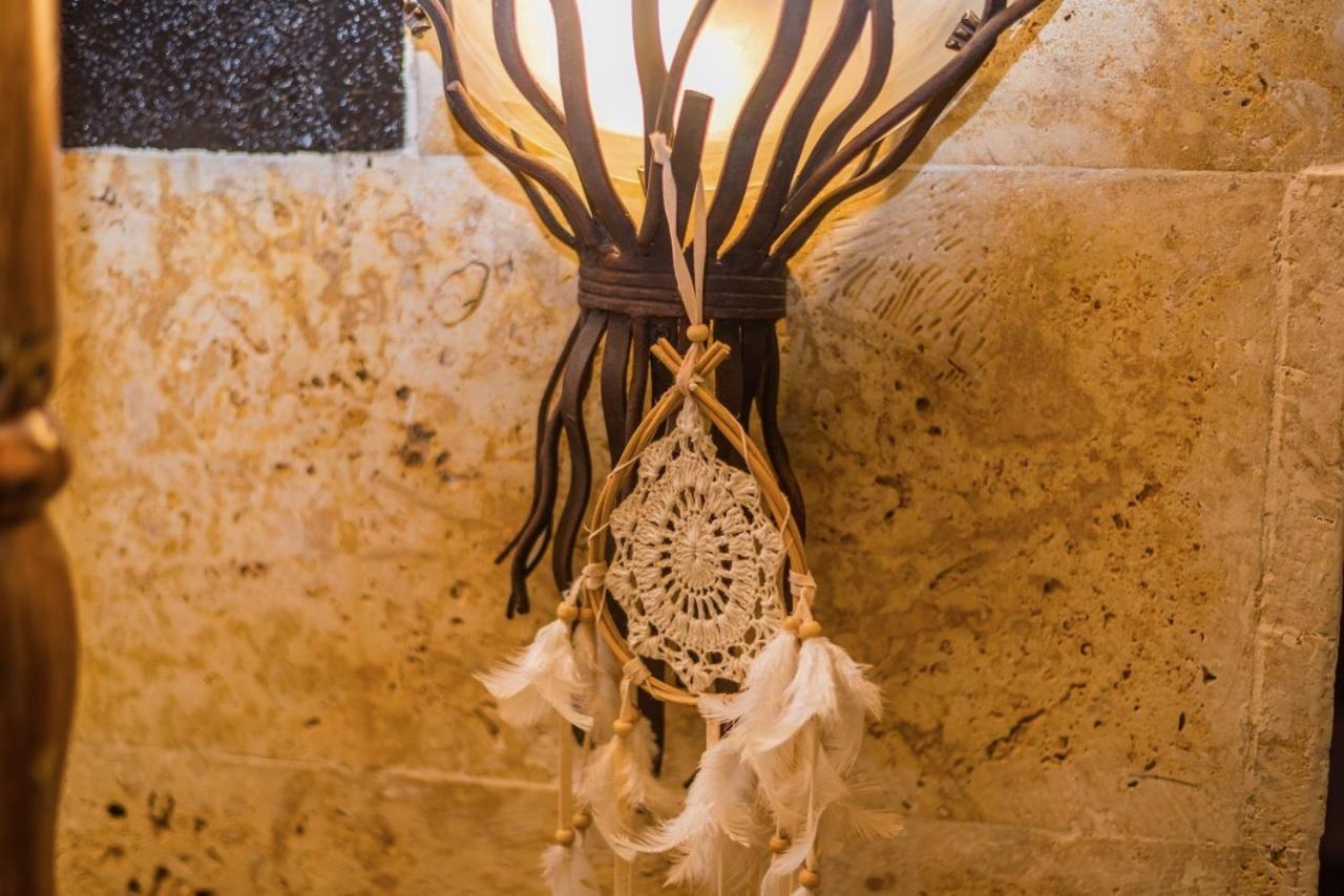 Ocho Artisan Bungalows (Adults Only) تاماريندو المظهر الخارجي الصورة