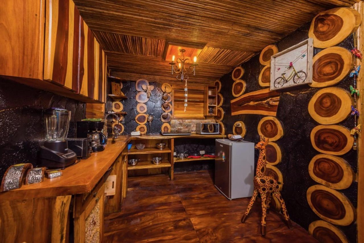 Ocho Artisan Bungalows (Adults Only) تاماريندو المظهر الخارجي الصورة