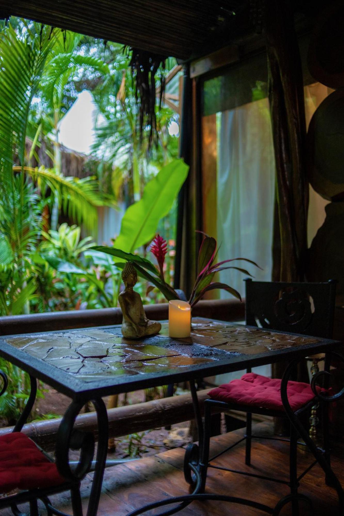 Ocho Artisan Bungalows (Adults Only) تاماريندو المظهر الخارجي الصورة